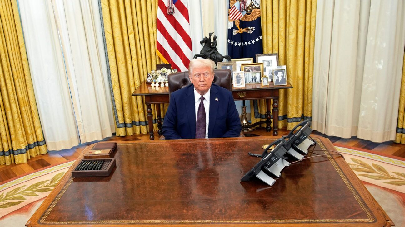 Trump at White House desk